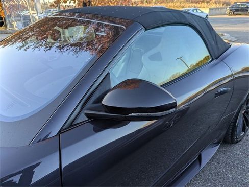 Used 2017 Jaguar F-TYPE S image 20