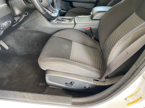 Used 2020 Dodge Charger Scat Pack RWD image 30