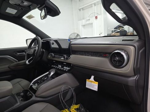 New 2026 Chevrolet Colorado ZR2 w/ Technology Package image 29