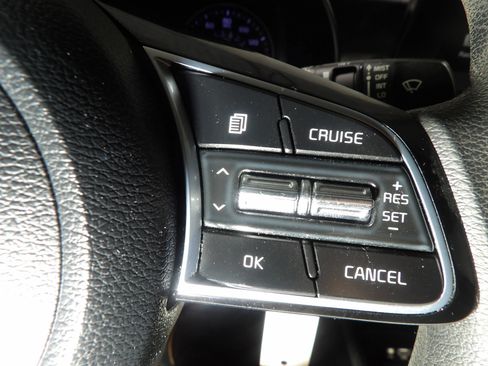 Used 2021 Kia Forte LXS FWD image 16
