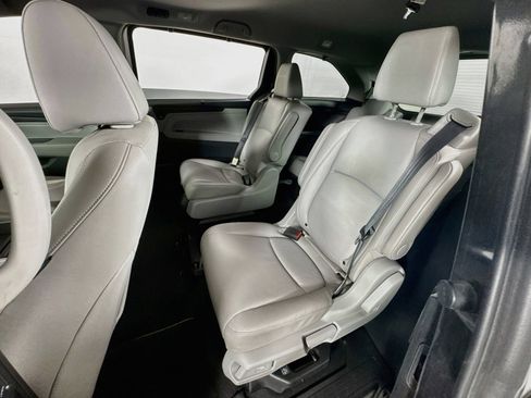 Used 2018 Honda Odyssey EX-L image 18