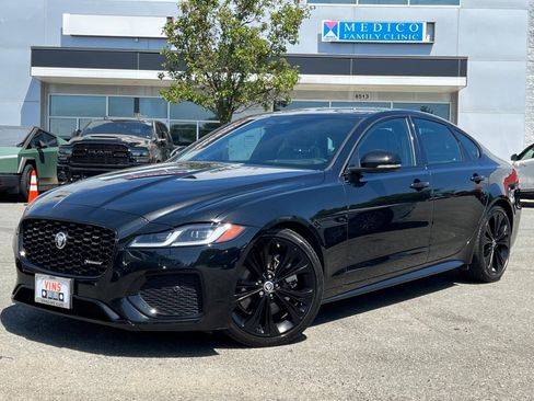 Used 2024 Jaguar XF R-Dynamic SE AWD/4WD image 30
