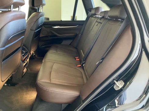 Used 2015 BMW X5 xDrive50i image 13