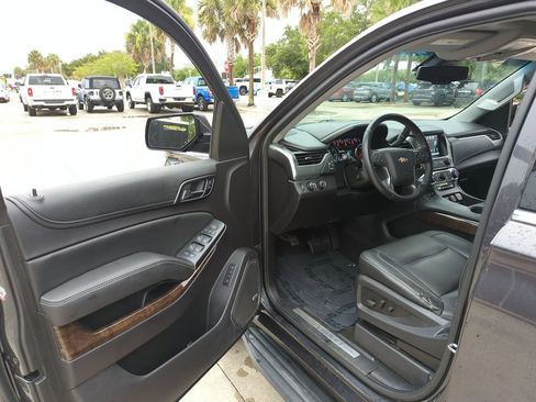 Used 2016 Chevrolet Tahoe LT AWD/4WD image 7