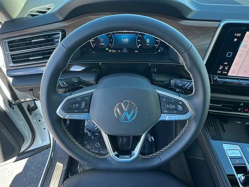 New 2026 Volkswagen Atlas SE AWD/4WD image 18