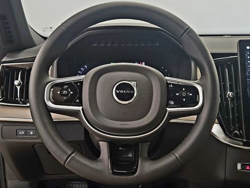 New 2026 Volvo XC90 T8 Plus w/ Protection Package Premier AWD/4WD image 43