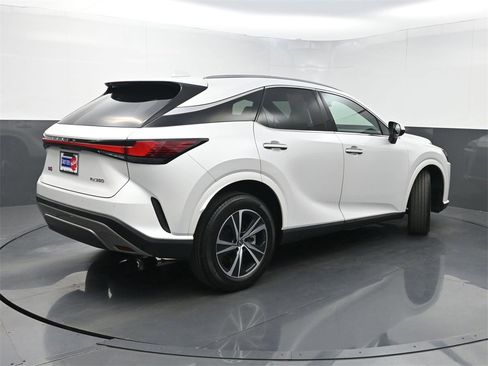 Used 2023 Lexus RX 350 Premium image 24