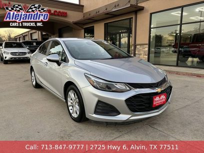 Used 2019 Chevrolet Cruze LT w/ Convenience Package