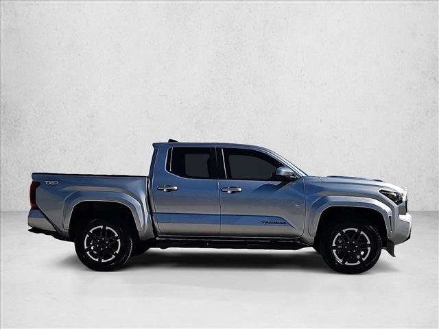 Used 2025 Toyota Tacoma TRD Sport RWD image 4