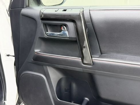 Used 2016 Toyota 4Runner SR5 Premium AWD/4WD image 70