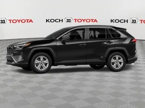 New 2025 Toyota RAV4 LE image 3