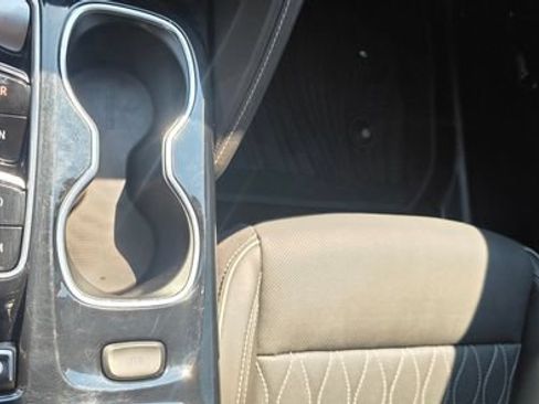 Used 2023 Buick Envision Avenir AWD/4WD image 25