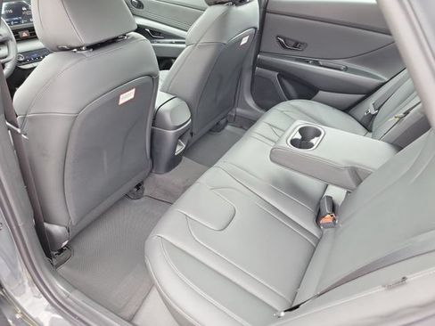 New 2026 Hyundai Elantra SEL Sport FWD image 24