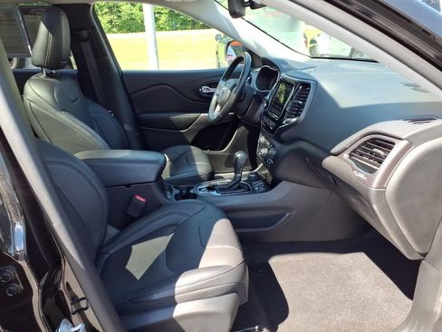 Used 2021 Jeep Cherokee Limited AWD/4WD image 10