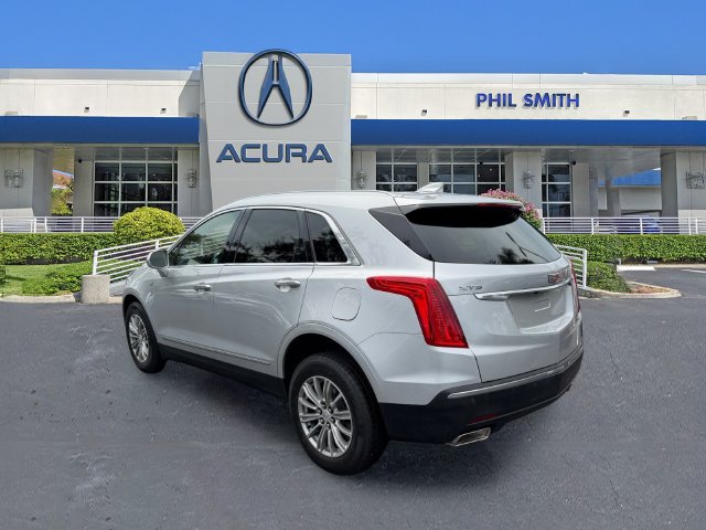 Used 2017 Cadillac XT5 Luxury FWD image 7
