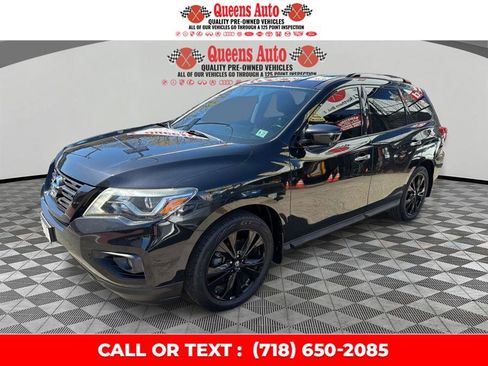 Used 2018 Nissan Pathfinder SL w/ Midnight Edition Package image 2