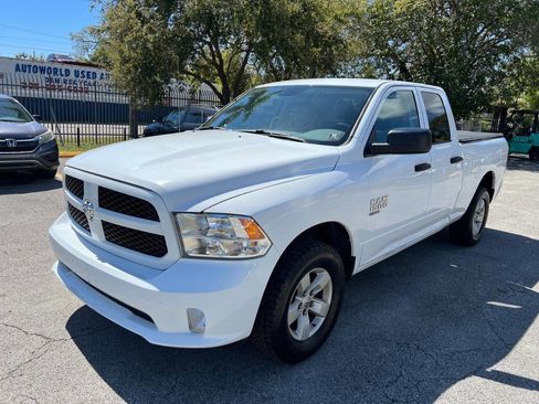 Used 2019 RAM 1500 Express image 2