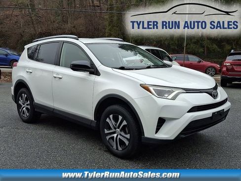 Used 2017 Toyota RAV4 LE w/ Carpet Mat Package image 1