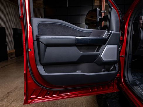 Used 2026 Ford F250 Platinum image 36