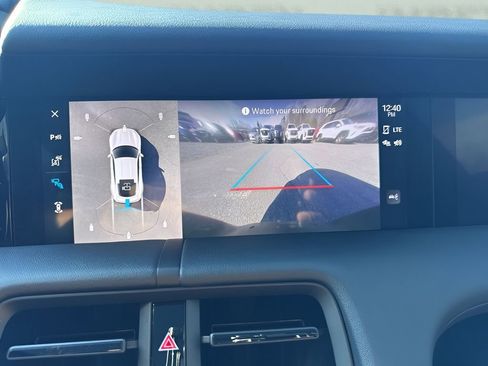 Used 2022 Porsche Taycan image 23