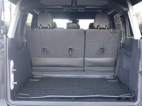 Used 2023 Ford Bronco Badlands image 37