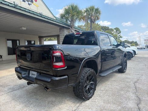 Used 2022 RAM 1500 Laramie AWD/4WD image 4