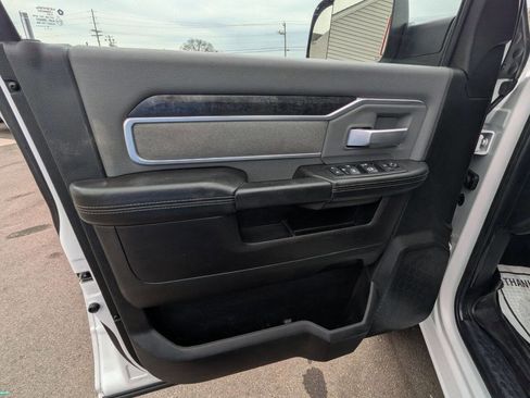 Used 2019 RAM 2500 Big Horn image 17