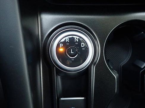 New 2026 Ford Explorer ST-Line image 25