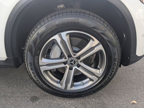 Certified 2022 Mercedes-Benz GLC 300 GLC 300 image 20