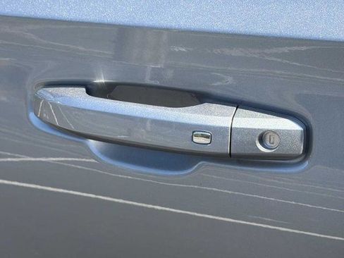 New 2026 GMC Yukon AT4 w/ AT4 Premium Package image 32