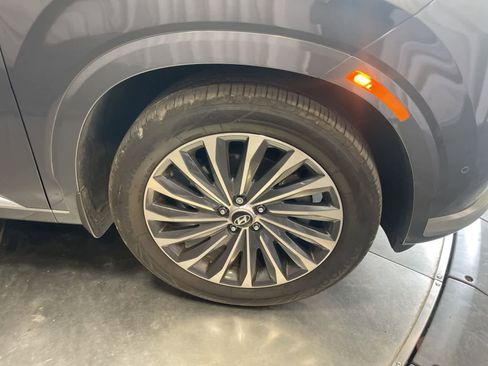 Used 2025 Hyundai Palisade Calligraphy image 15