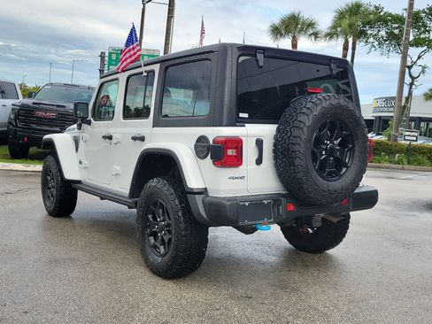 Used 2023 Jeep Wrangler Unlimited Rubicon 4xe image 7