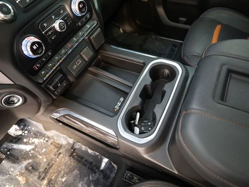 Certified 2021 GMC Sierra 1500 AT4 w/ AT4 Premium Package image 22