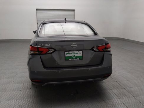 Used 2025 Nissan Versa SV FWD image 6