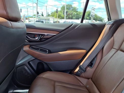 Used 2022 Subaru Outback Touring XT image 32
