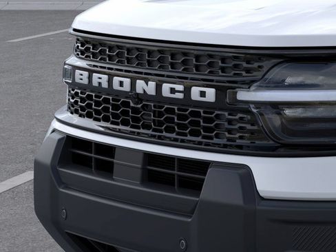 New 2026 Ford Bronco Sport Outer Banks w/ Outer Banks Tech Package+ AWD/4WD image 18