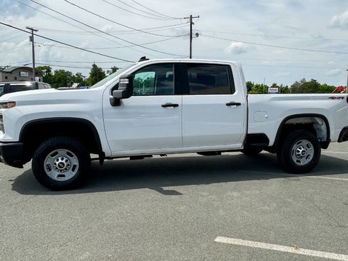 Used 2024 Chevrolet Silverado 2500 W/T AWD/4WD image 7