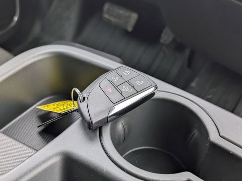 New 2026 GMC Sierra 1500 SLE image 26