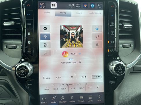 Used 2026 RAM 3500 Laramie w/ Max Tow Package AWD/4WD image 26