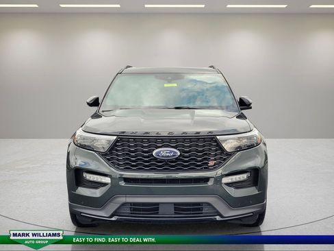 Used 2023 Ford Explorer ST w/ Equipment Group 401A AWD/4WD image 9