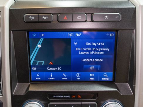 Used 2019 Ford F150 Lariat w/ Equipment Group 502A Luxury AWD/4WD image 21