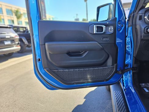 New 2026 Jeep Gladiator Sahara image 20