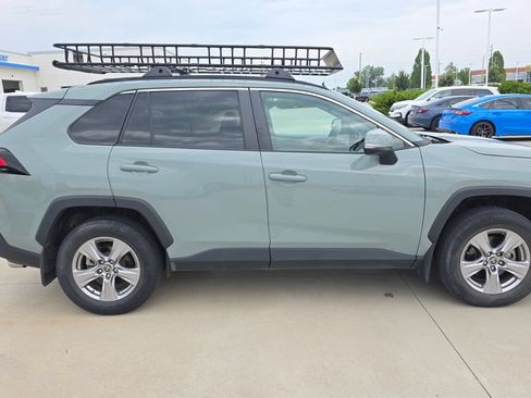 Used 2022 Toyota RAV4 XLE AWD/4WD image 6