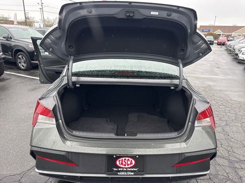 Certified 2025 Hyundai Elantra Sport image 20