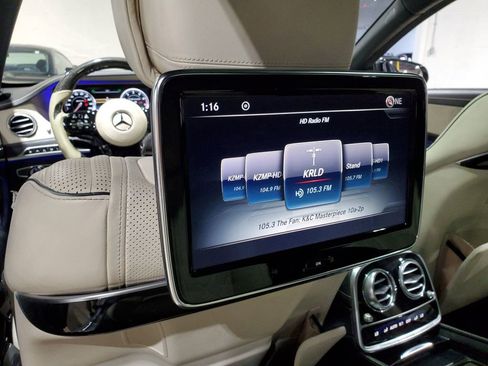 Used 2015 Mercedes-Benz S 65 AMG Sedan image 28