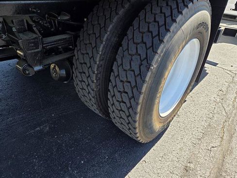 Used 2021 Ford F650 2WD Regular Cab Super Duty image 6