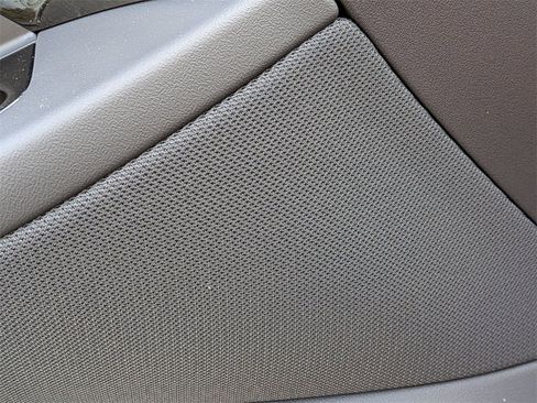 New 2026 BMW 530i xDrive image 12