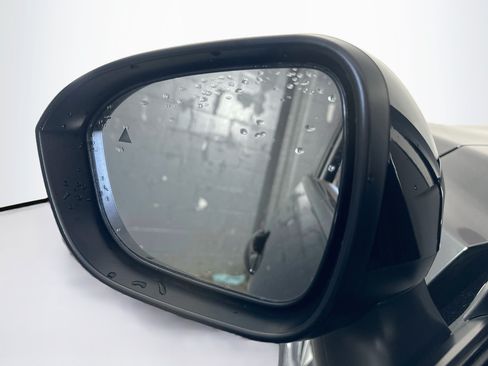 Used 2023 Nissan Rogue SV FWD image 16