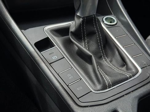 Used 2025 Volkswagen Jetta Sport FWD image 11