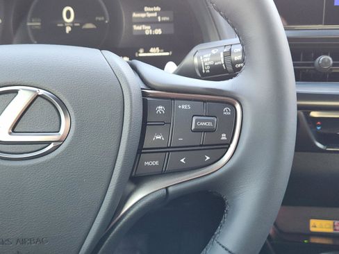 New 2026 Lexus UX 300h FWD image 28